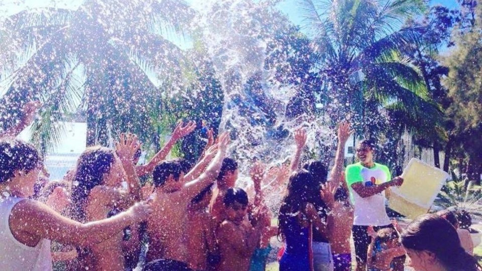 Recreação na formatura do 5º ano no Lajedo, Rio de Janeiro, RJ.